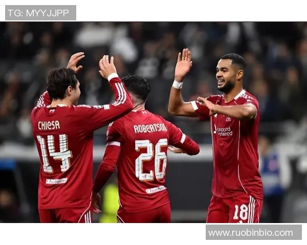 利物浦对拜仁的比赛直播比分实时更新及精彩瞬间回顾